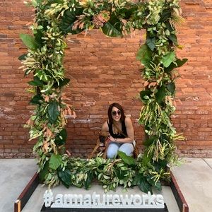 Meet your Posher, Adrienne